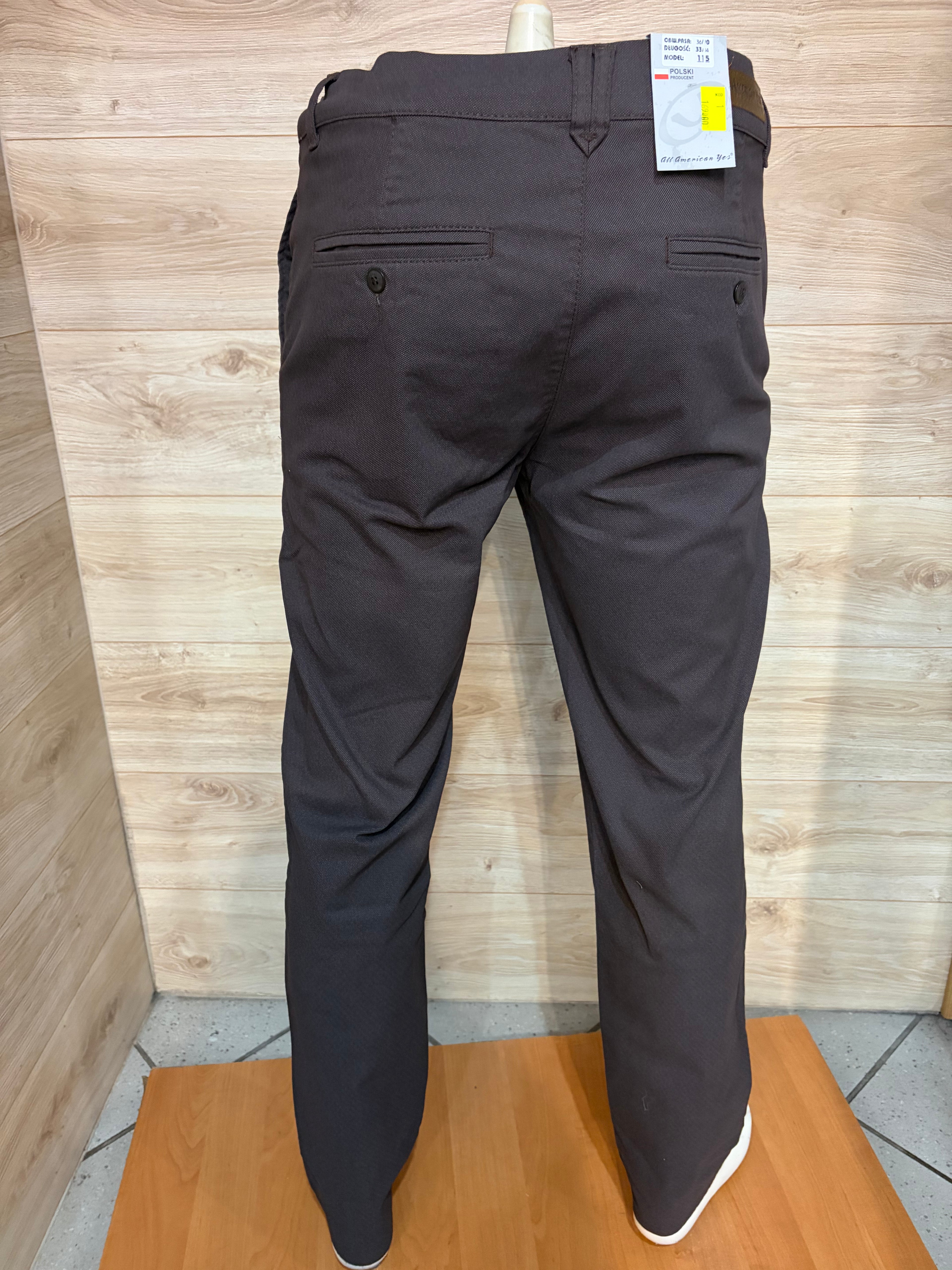 Spodnie materiałowe 115